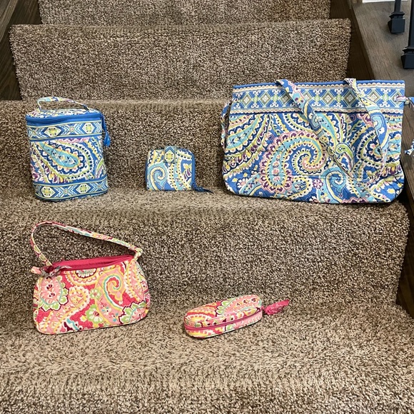 Vera Bradley - Picture 12 of 15